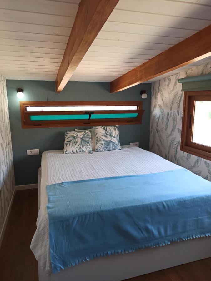 Beautiful Chalet With Wifi And Free Parking Arona  Exteriör bild
